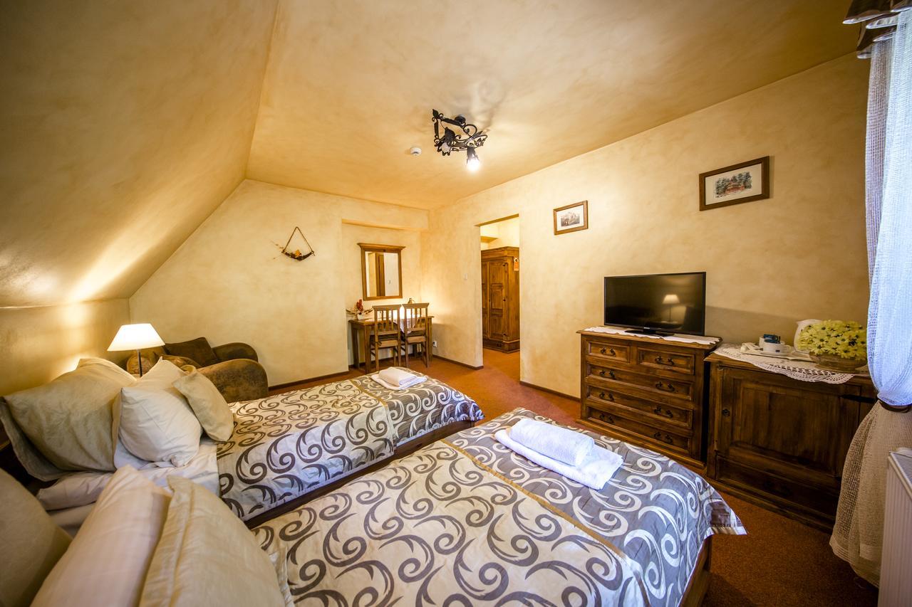 Hotel Dwor Karolowka Zakopane Dış mekan fotoğraf